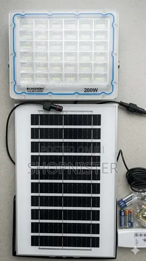 Ultra-Bright 200w Solar Flood Light – Zero Electricity Bill