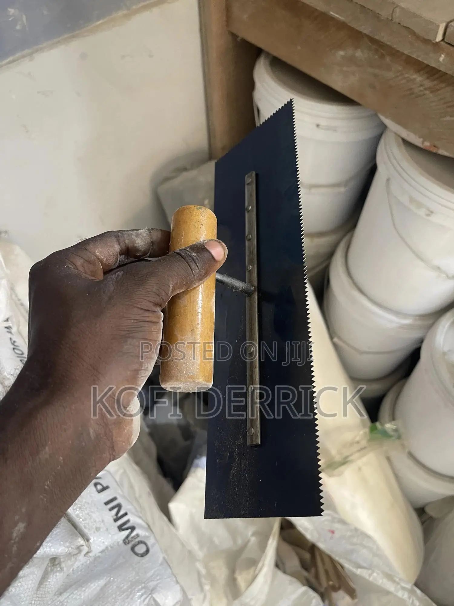 Trowel - Expoxy Floor Paint Trowel