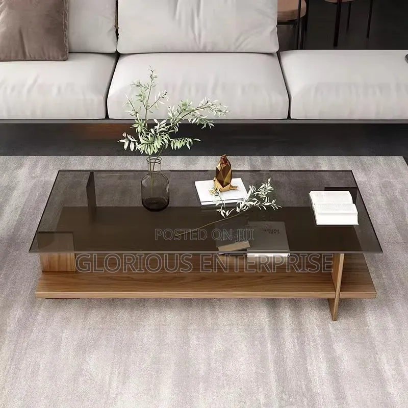 Luxurios Center Table