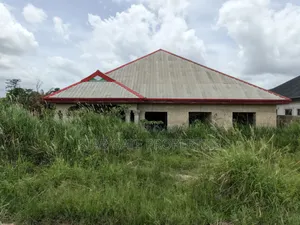 4bdrm House in Adesina, Near, Kumasi Metropolitan for sale