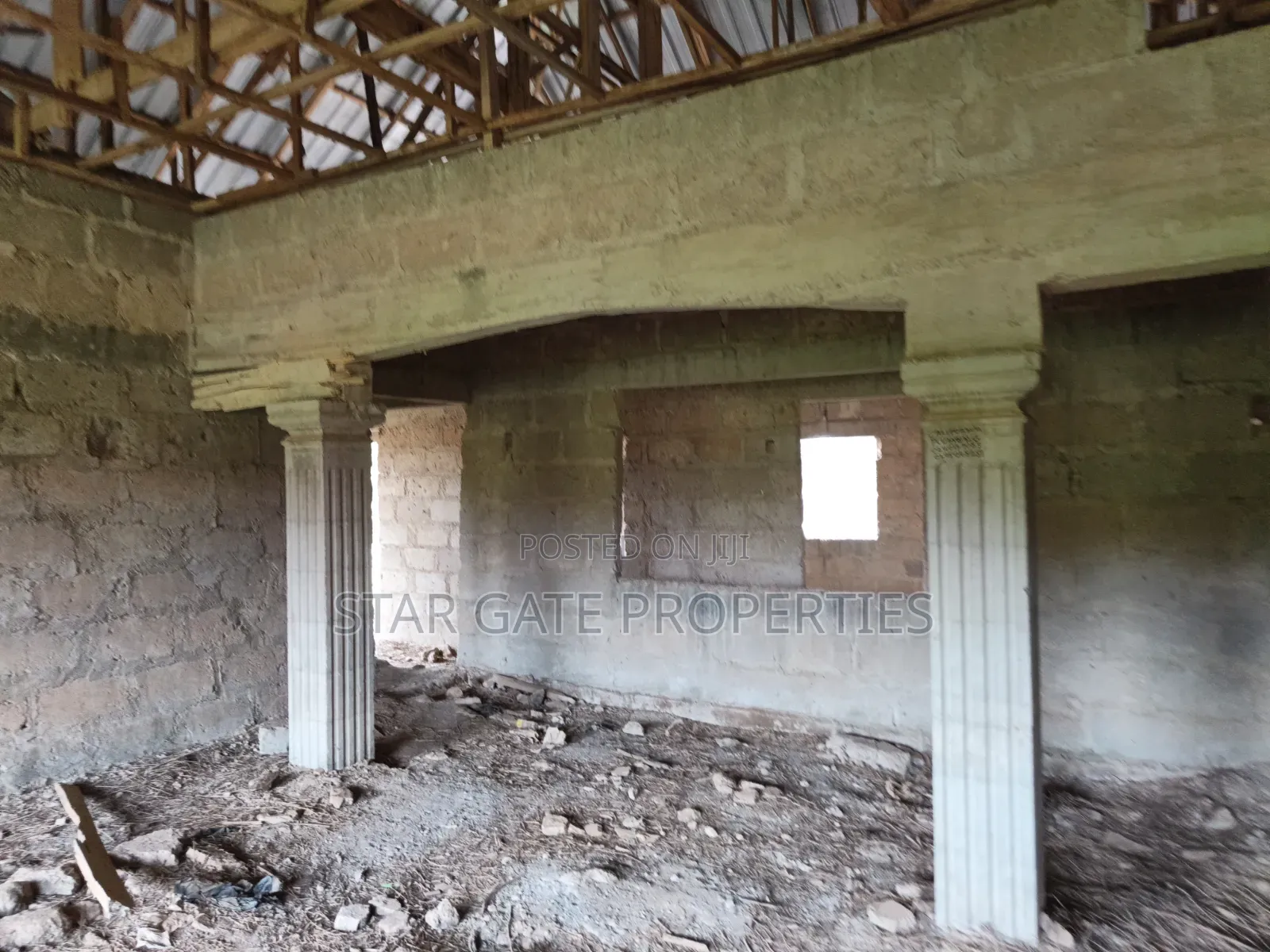 4bdrm House in Adesina, Near, Kumasi Metropolitan for sale