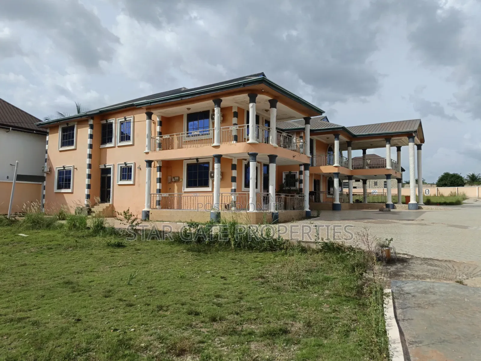 Hotel for Sale (Operational) ( on Tech/Ejisu Road)