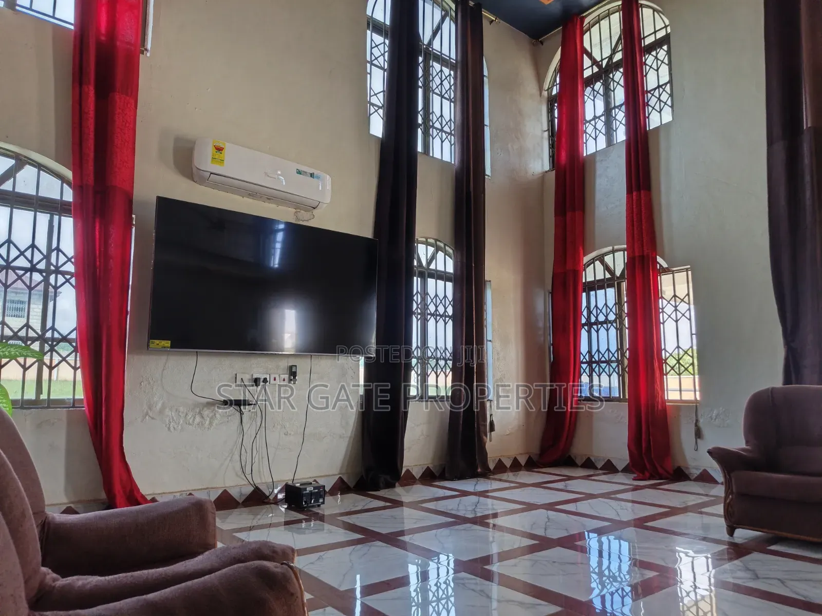 Hotel for Sale (Operational) ( on Tech/Ejisu Road)