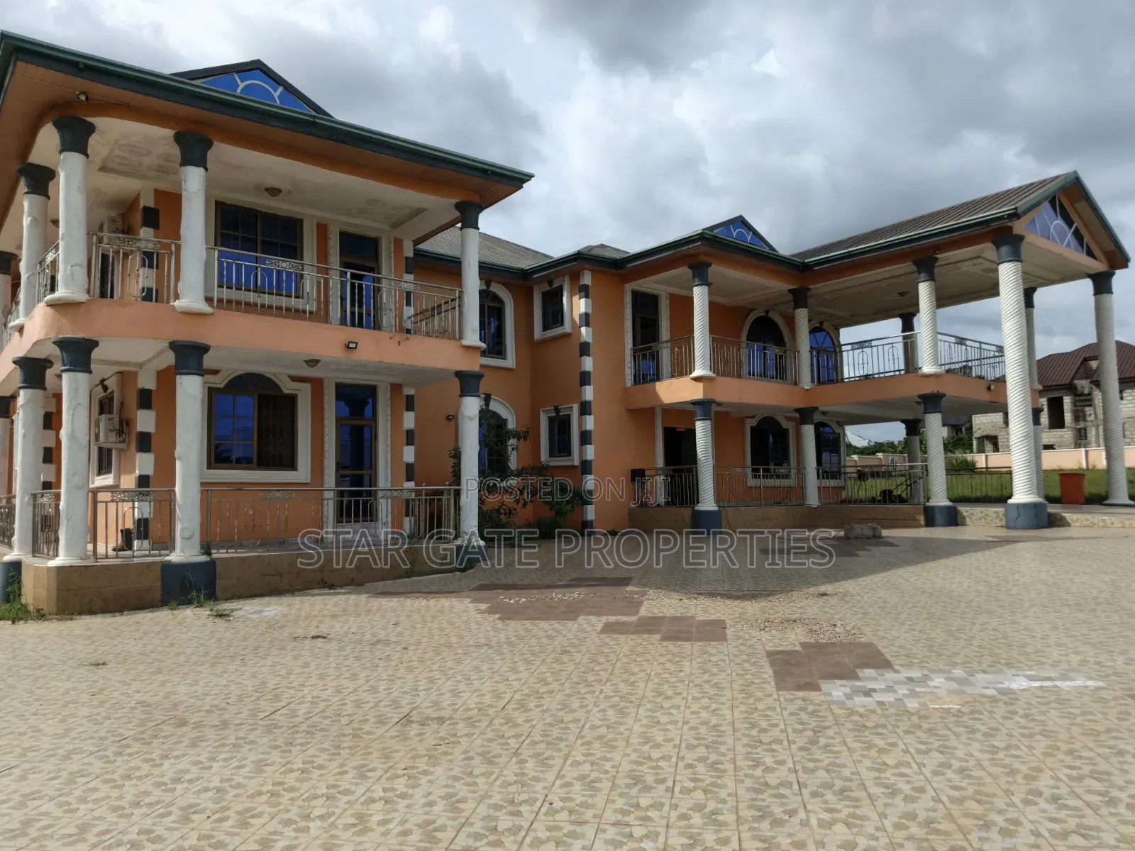 Hotel for Sale (Operational) ( on Tech/Ejisu Road)