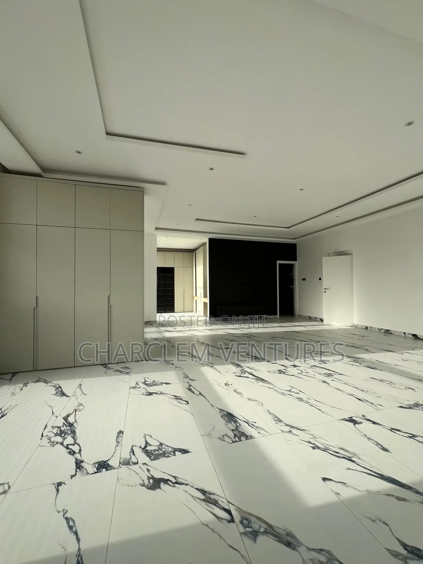 5bdrm House in Charclem, East Legon for sale