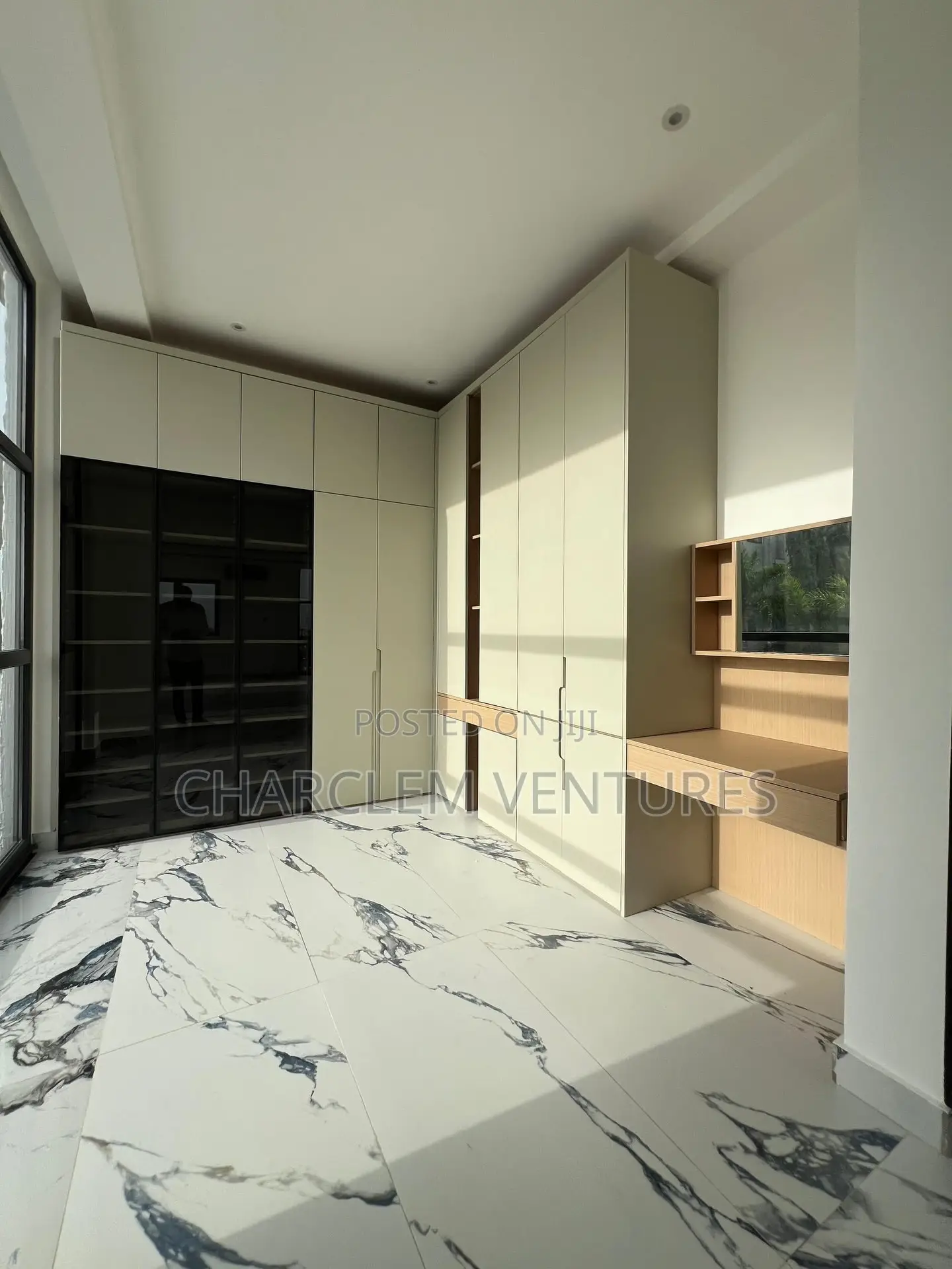 5bdrm House in Charclem, East Legon for sale