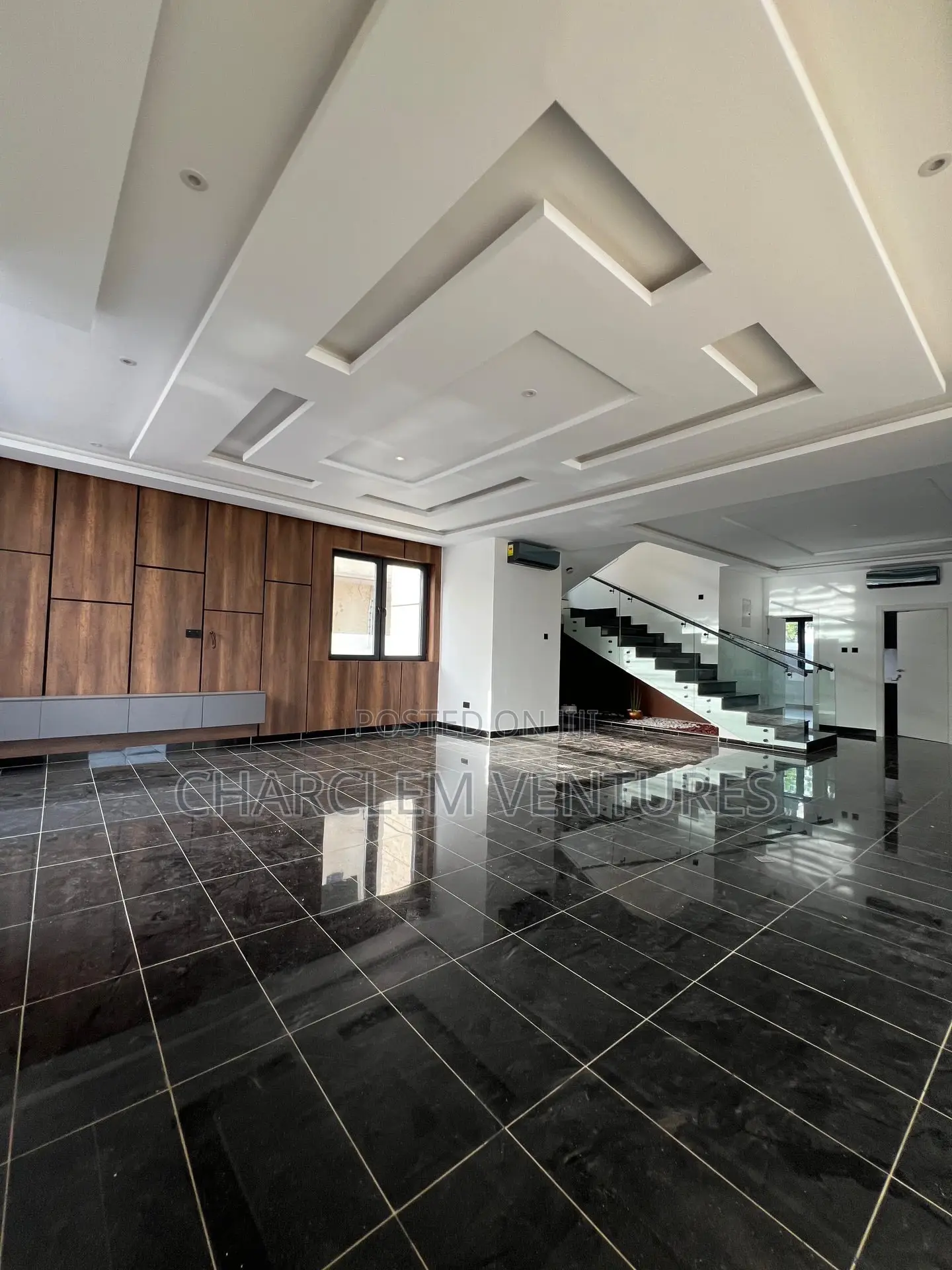 5bdrm House in Charclem, East Legon for sale