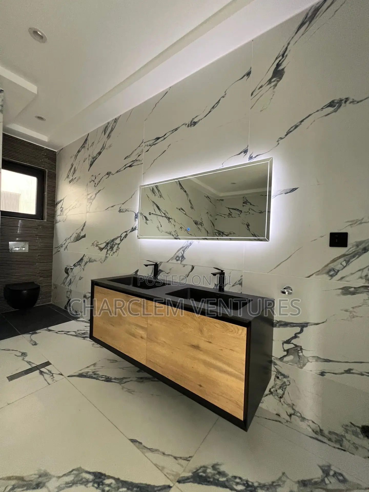 5bdrm House in Charclem, East Legon for sale