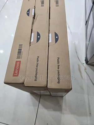 New Laptop Lenovo Yoga 7i 16GB Qualcomm Snapdragon X Elite SSD 512GB