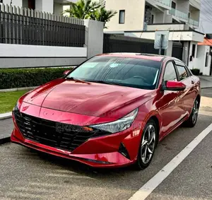 Hyundai Elantra 2021 Red