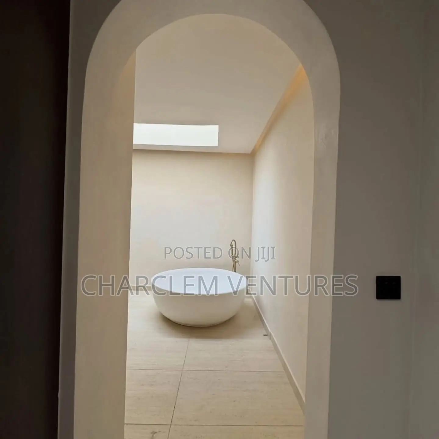 3bdrm House in Charclem Ventures, Accra Metropolitan for sale