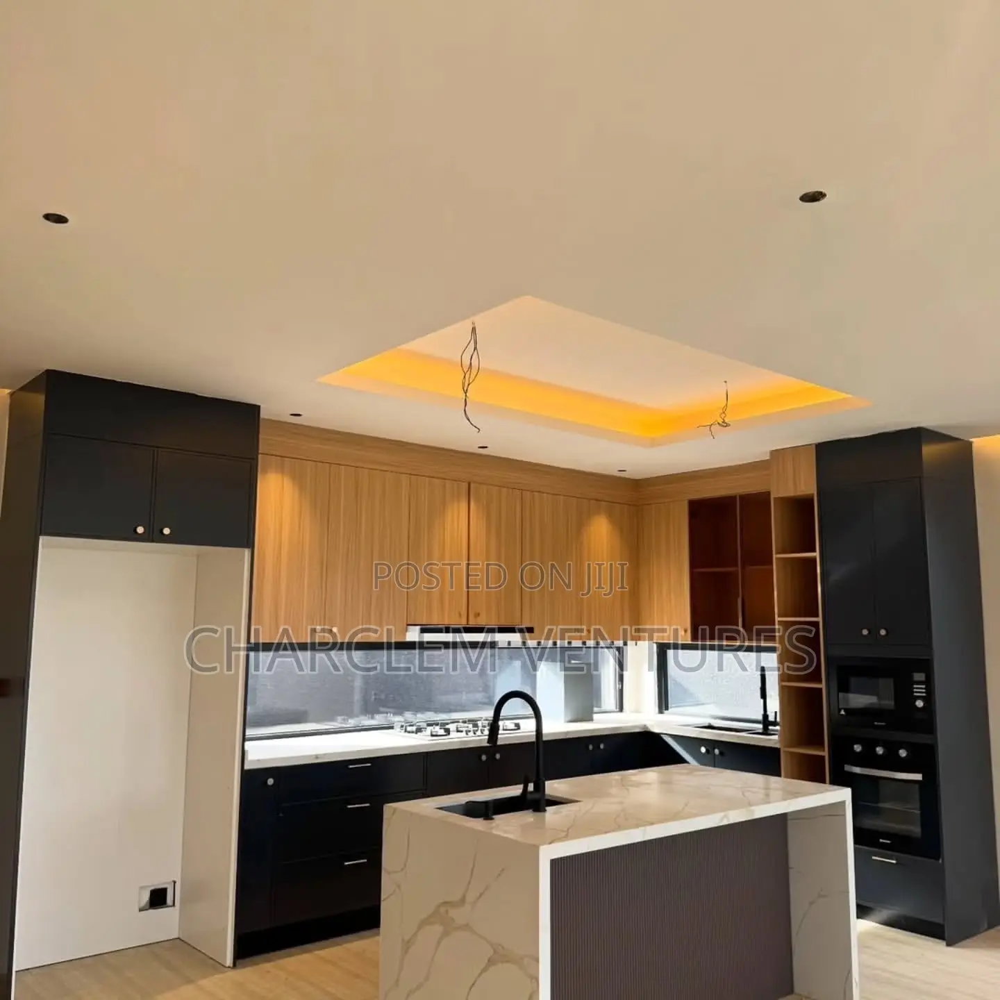 3bdrm House in Charclem Ventures, Accra Metropolitan for sale