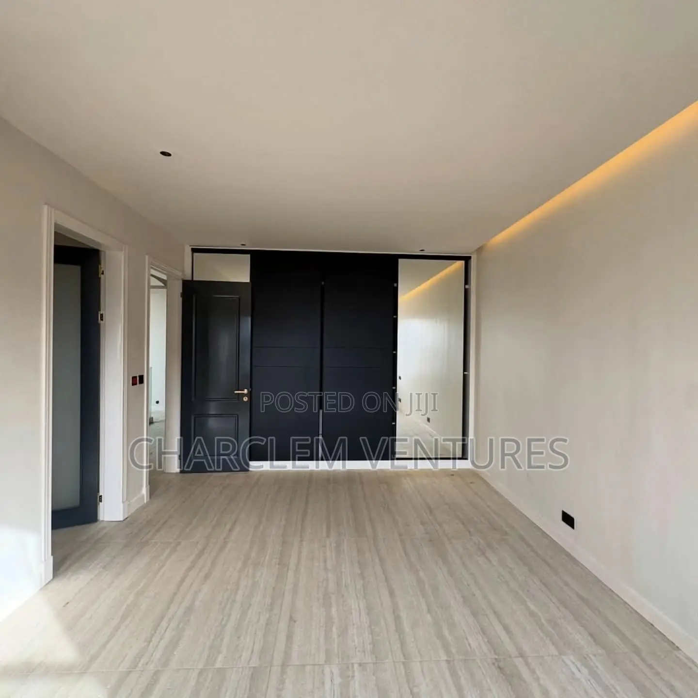 3bdrm House in Charclem Ventures, Accra Metropolitan for sale