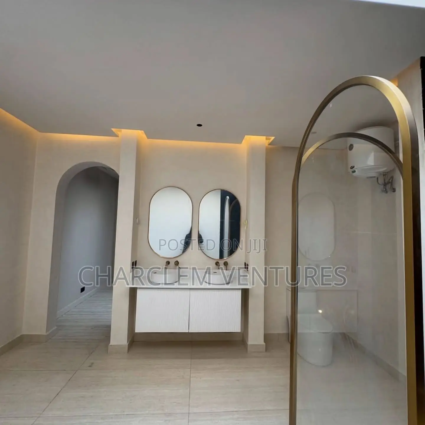 3bdrm House in Charclem Ventures, Accra Metropolitan for sale
