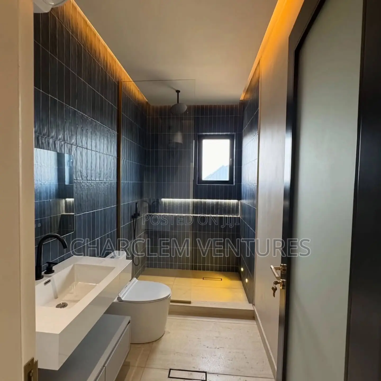 3bdrm House in Charclem Ventures, Accra Metropolitan for sale