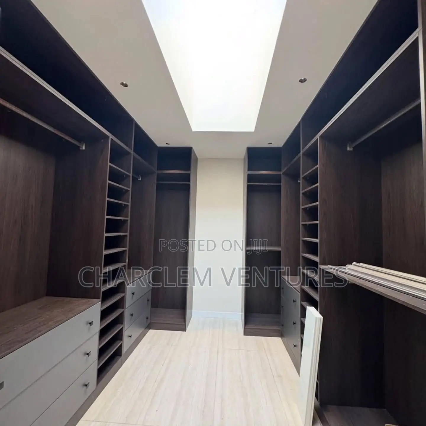 3bdrm House in Charclem Ventures, Accra Metropolitan for sale