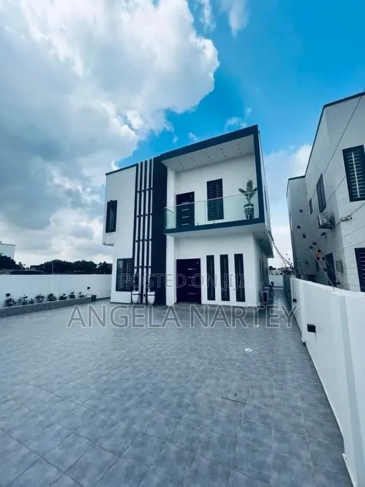 4bdrm House in Ogbojo East Legon, Accra Metropolitan for sale