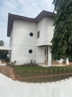 5bdrm House in Achimota, Accra Metropolitan for sale