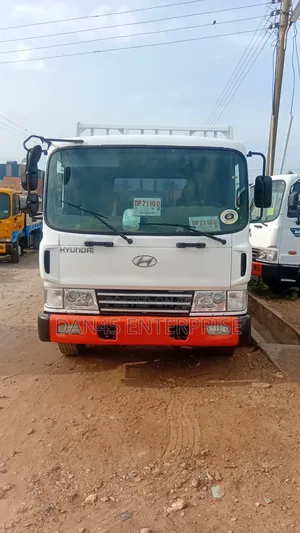 Hyundai 5 Tons
