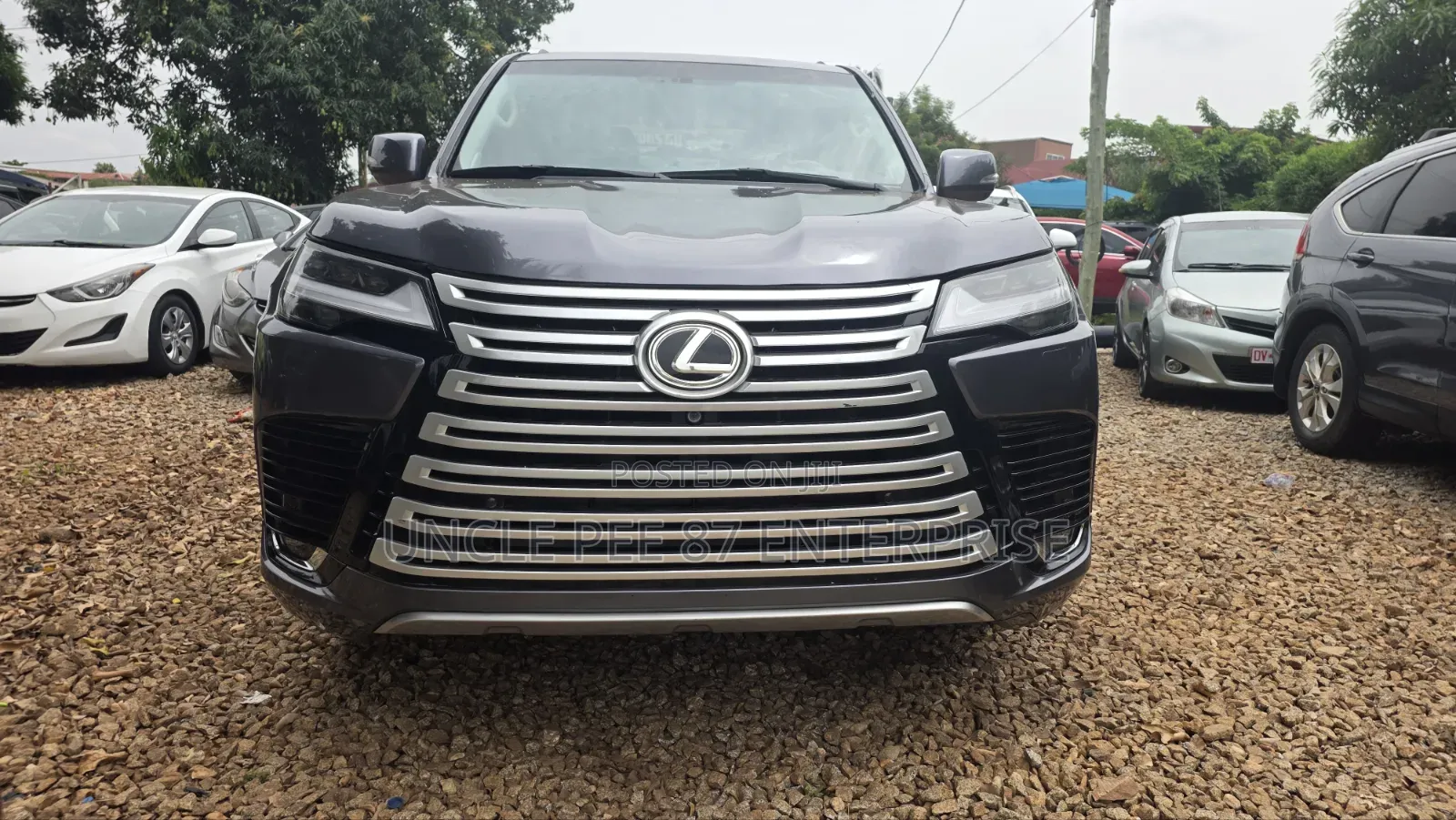 Lexus LX 570 (5 seats) AWD 2015 Gray