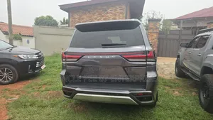 Lexus LX 570 (5 seats) AWD 2015 Gray