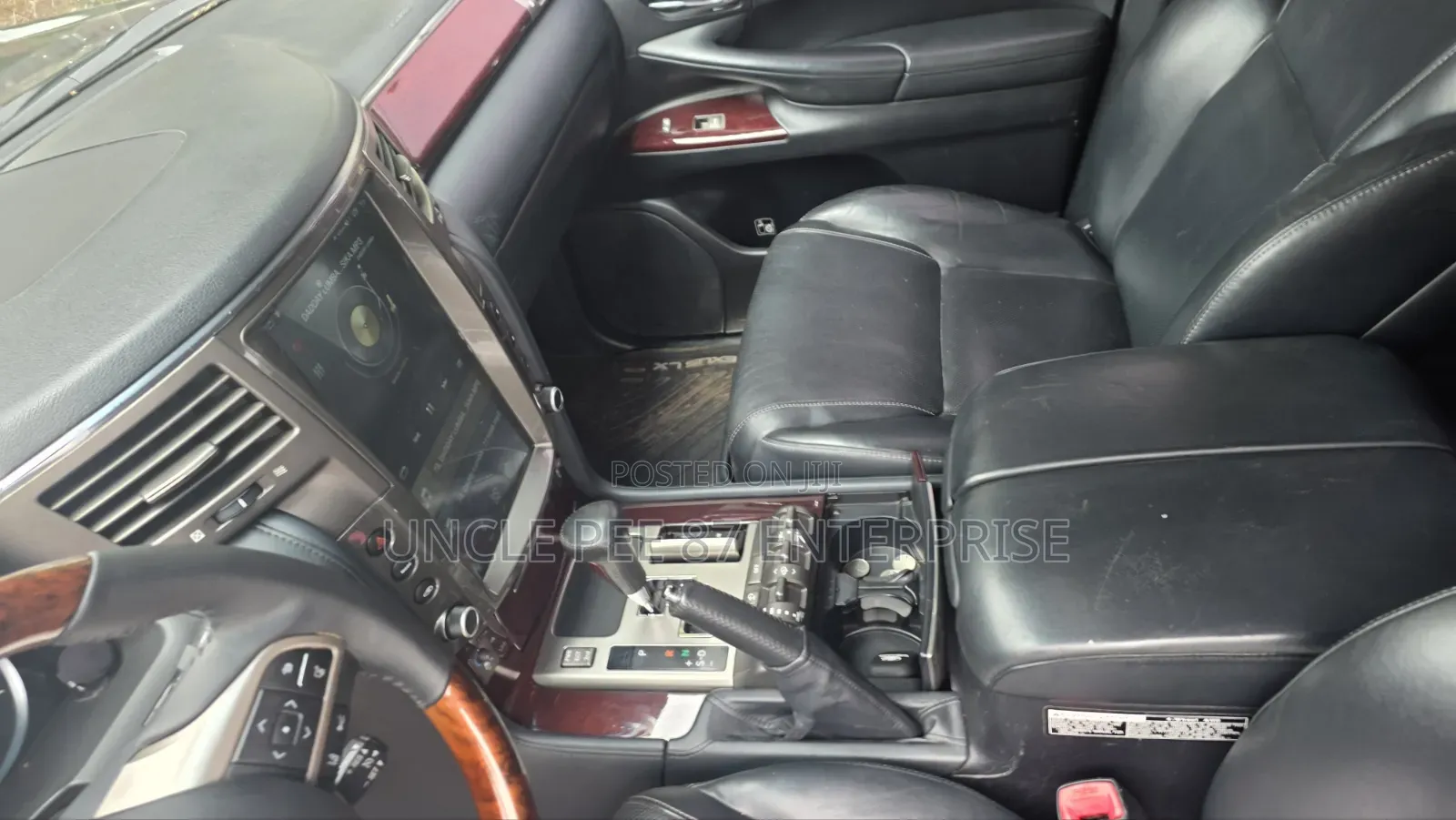 Lexus LX 570 (5 seats) AWD 2015 Gray