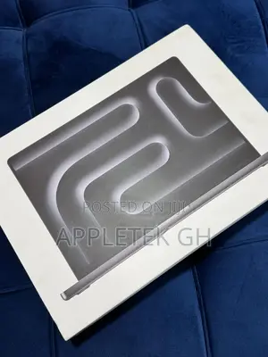 New Laptop Apple MacBook Pro 2025 M5 14-inch 24GB Apple M5 SSD 1T