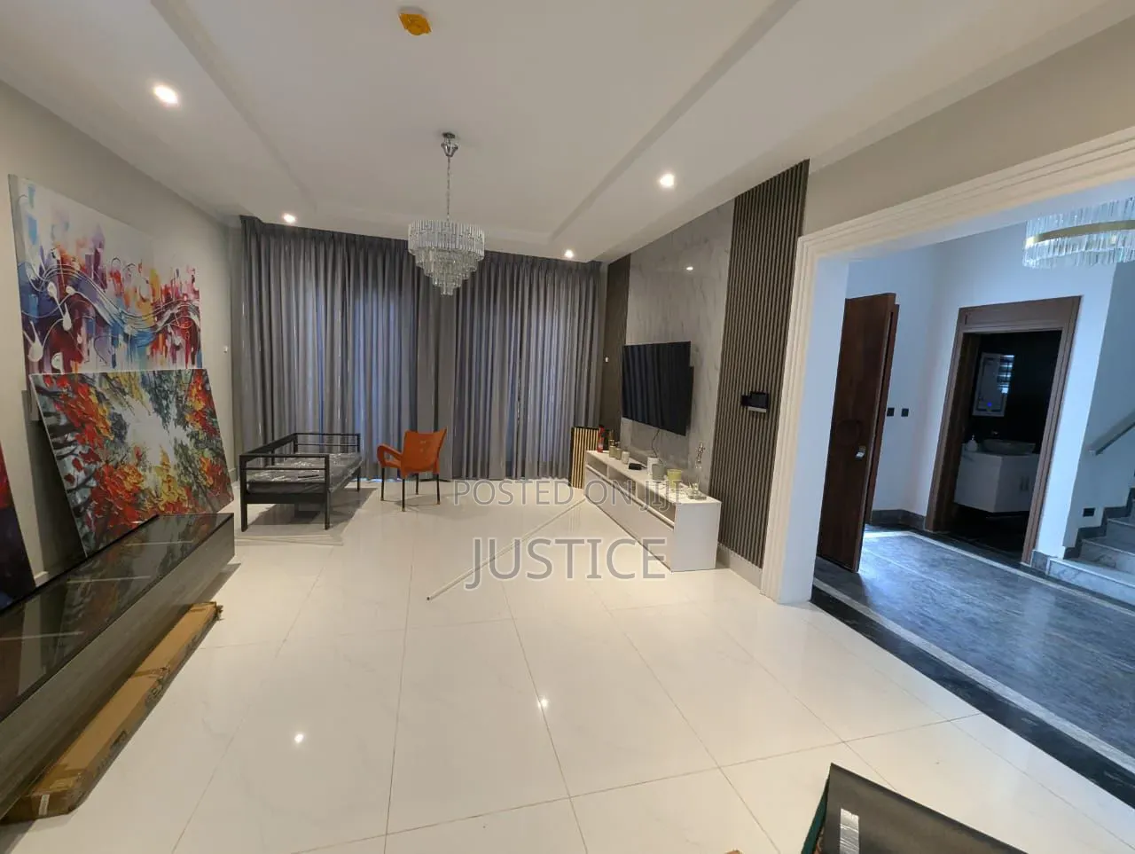 Furnished 5bdrm Townhouse / Terrace in Airport West for rent
