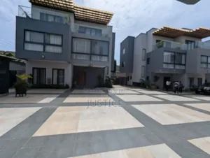 Furnished 5bdrm Townhouse / Terrace in Airport West for rent