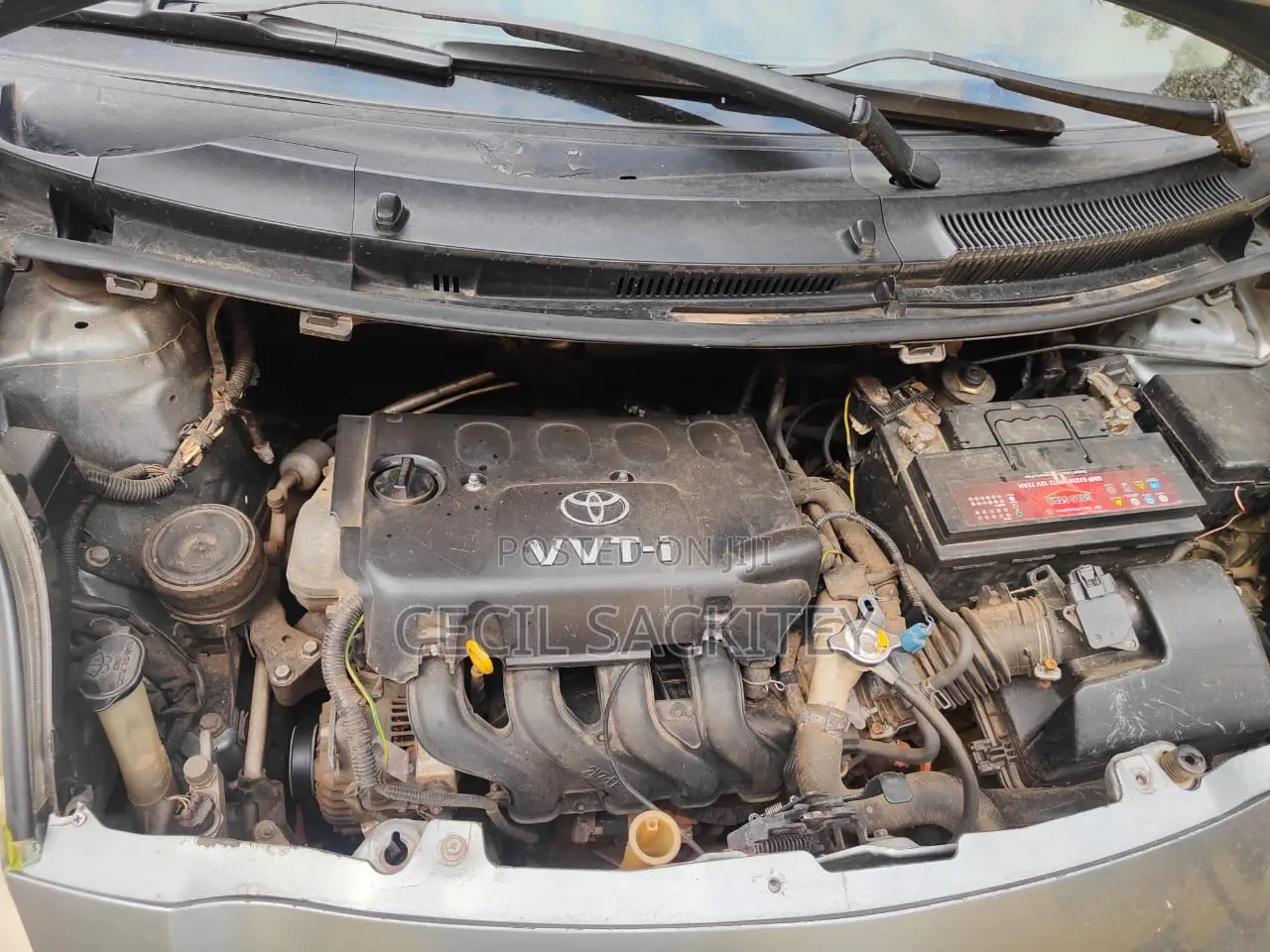 Toyota Vitz 1.3 AWD 5dr 2010 Gray