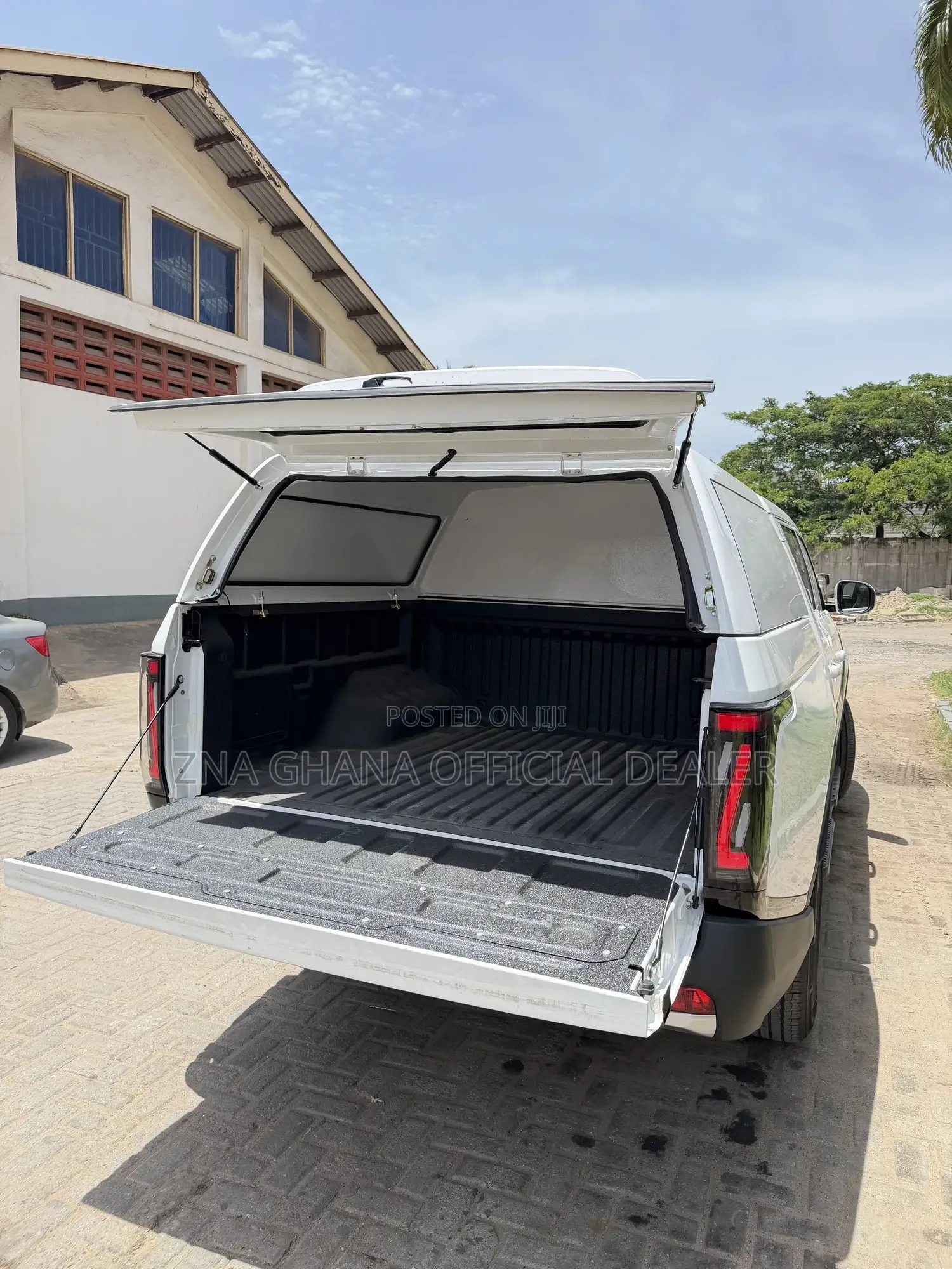 New Nissan Z9 2.3T Diesel 4WD 2025 White