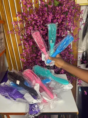 Octopus Detangling Brush