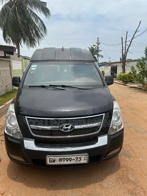 Hyundai Starex 2014 Black