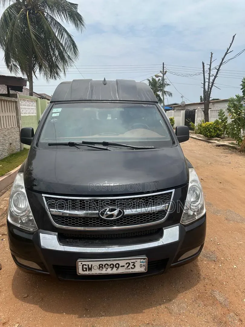 Hyundai Starex 2014 Black