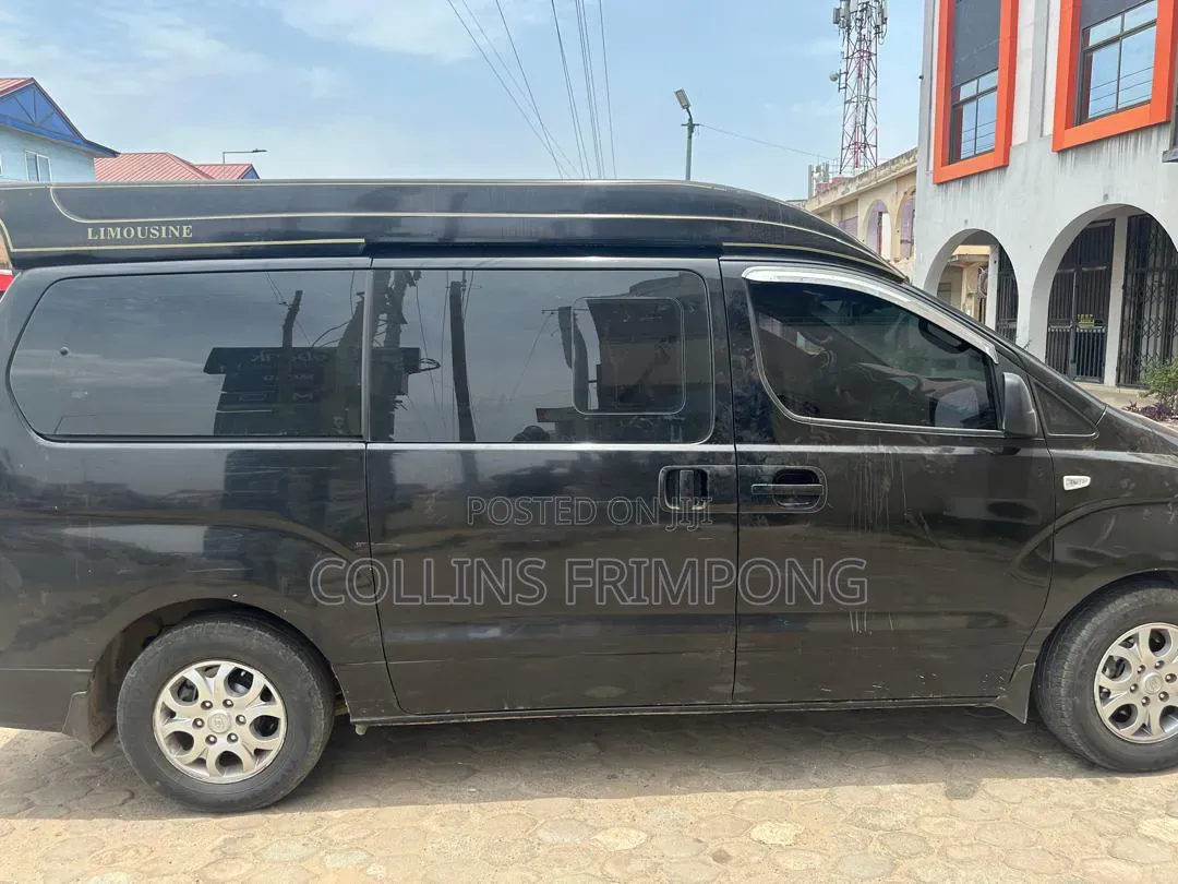 Hyundai Starex 2014 Black