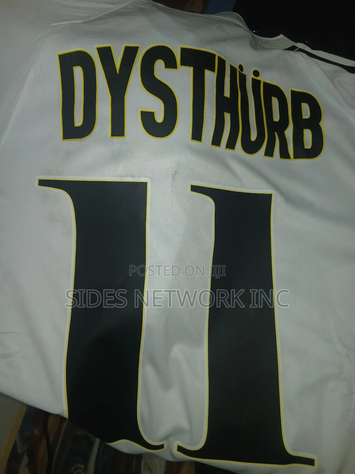 Jerseys Printing and Customization