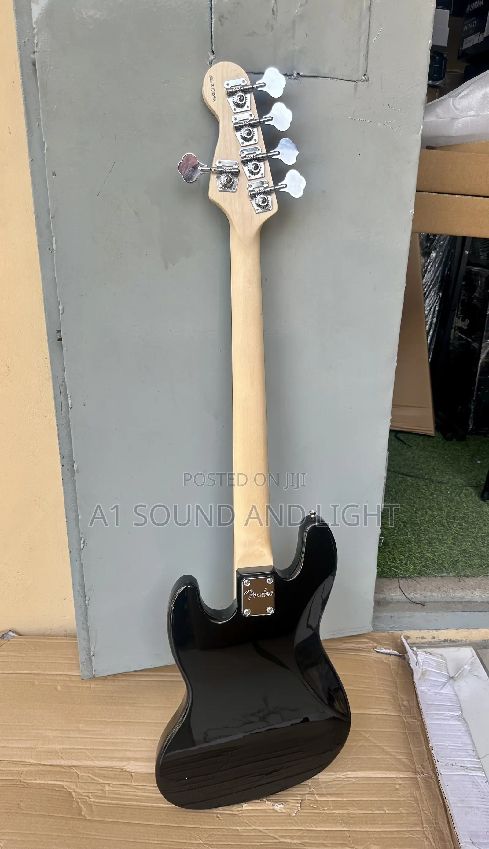 Fender Jazz Bass Passive 5 Strings Guitar