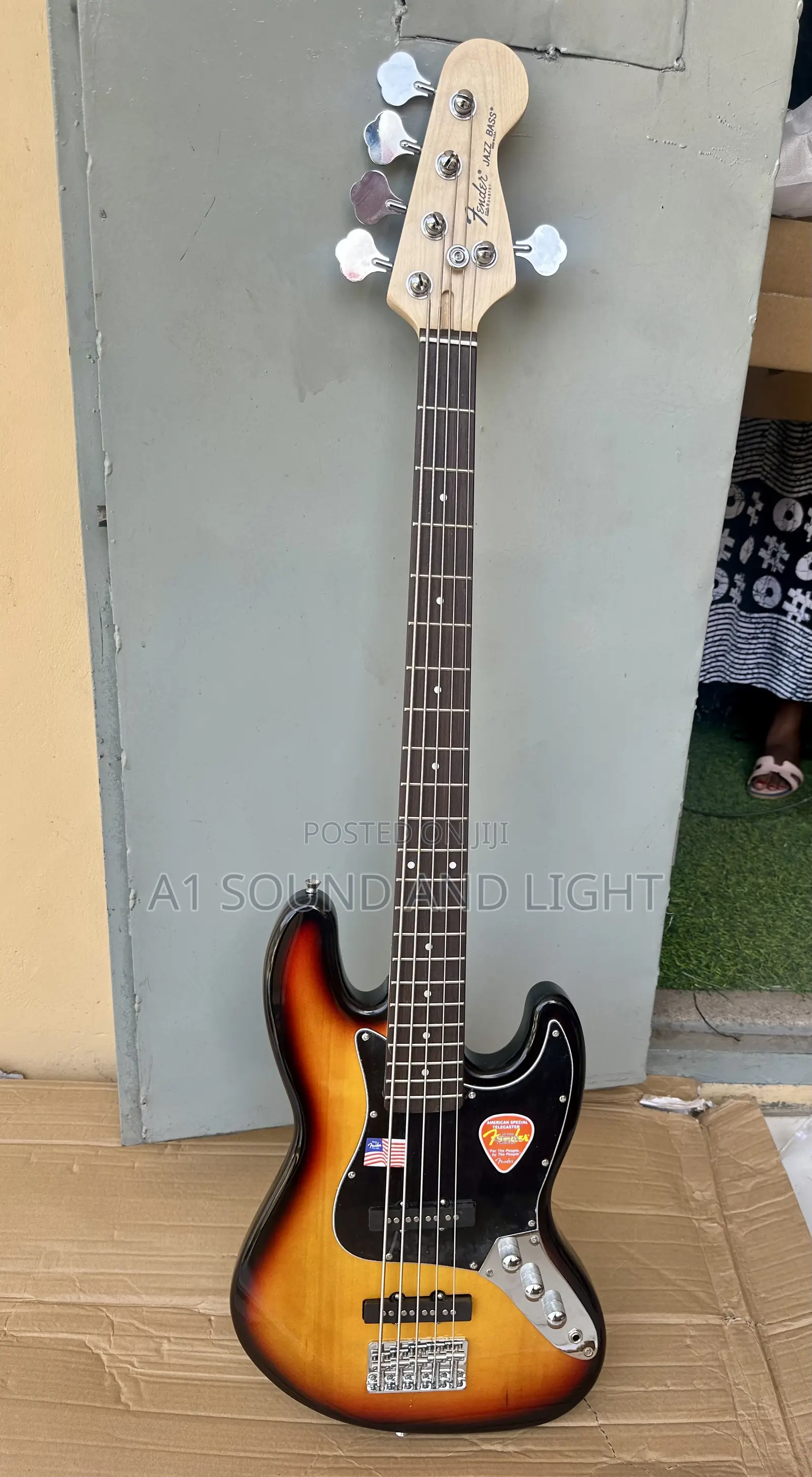 Fender Jazz Bass Passive 5 Strings Guitar