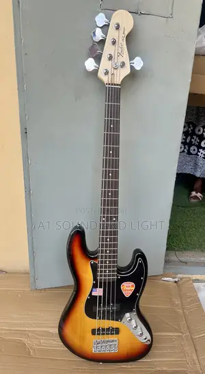 Fender Jazz Bass Passive 5 Strings Guitar