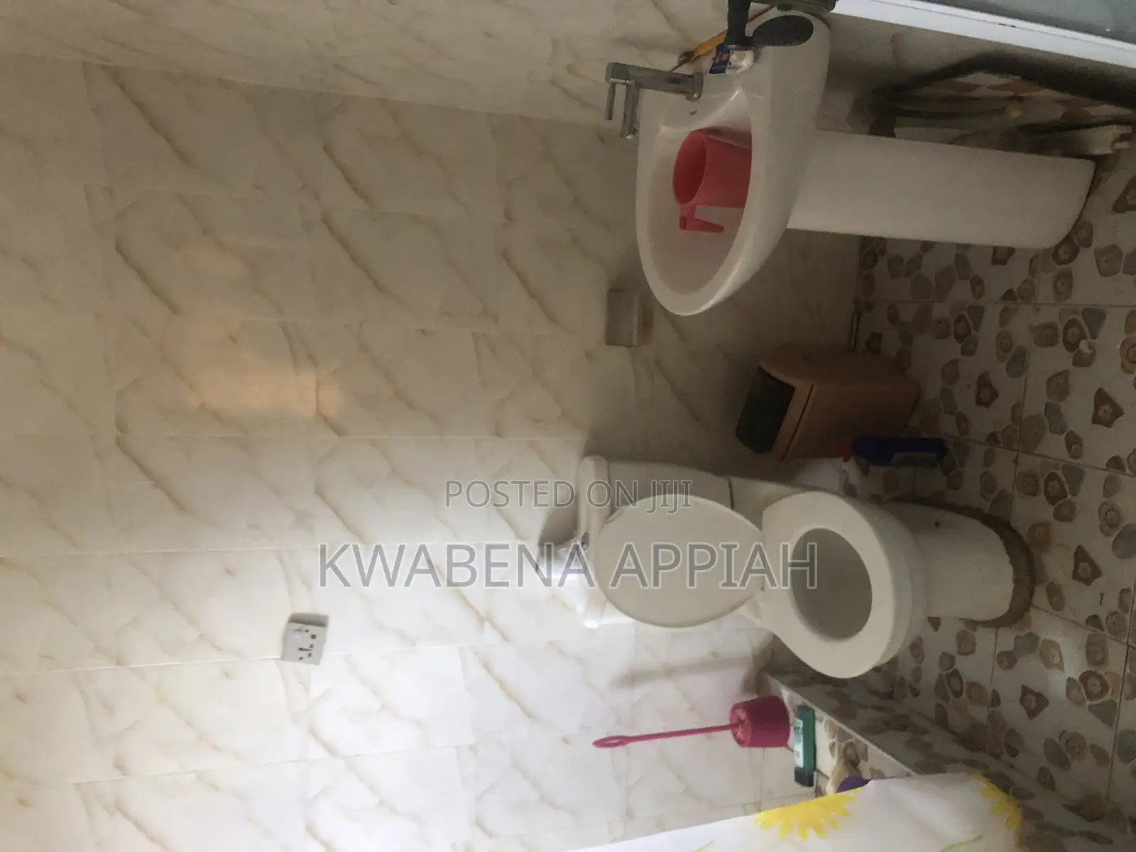 5bdrm House in Mark Estate At, Kumasi Metropolitan for sale