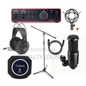Focusrite 2i2 4th Gen Recording Pack