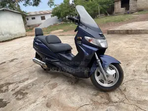 Suzuki Burgman 2018 Blue