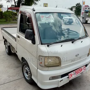 Daihatsu Hijet 2008 White