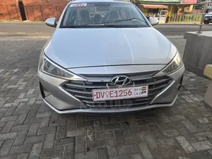Hyundai Elantra SE 2019 Gray