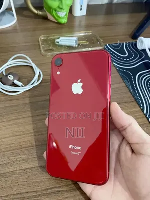Apple iPhone XR 64 GB Red