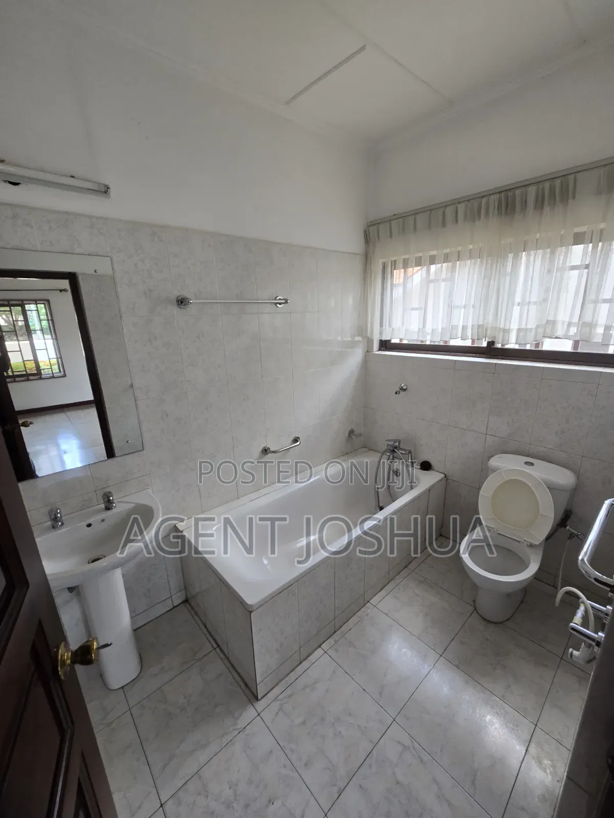 3bdrm House in Regimanuel Estate for rent