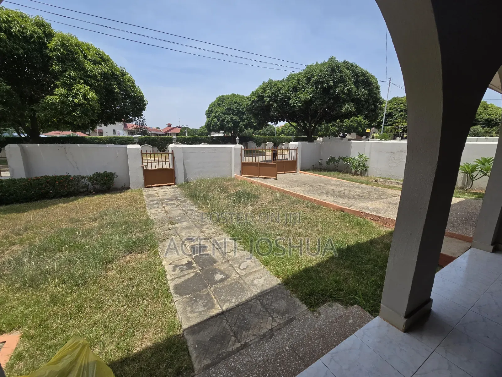 3bdrm House in Regimanuel Estate for rent