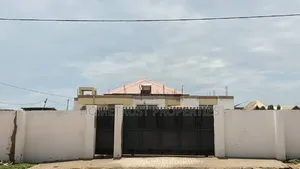 4bdrm House in Tema Community 25 for sale