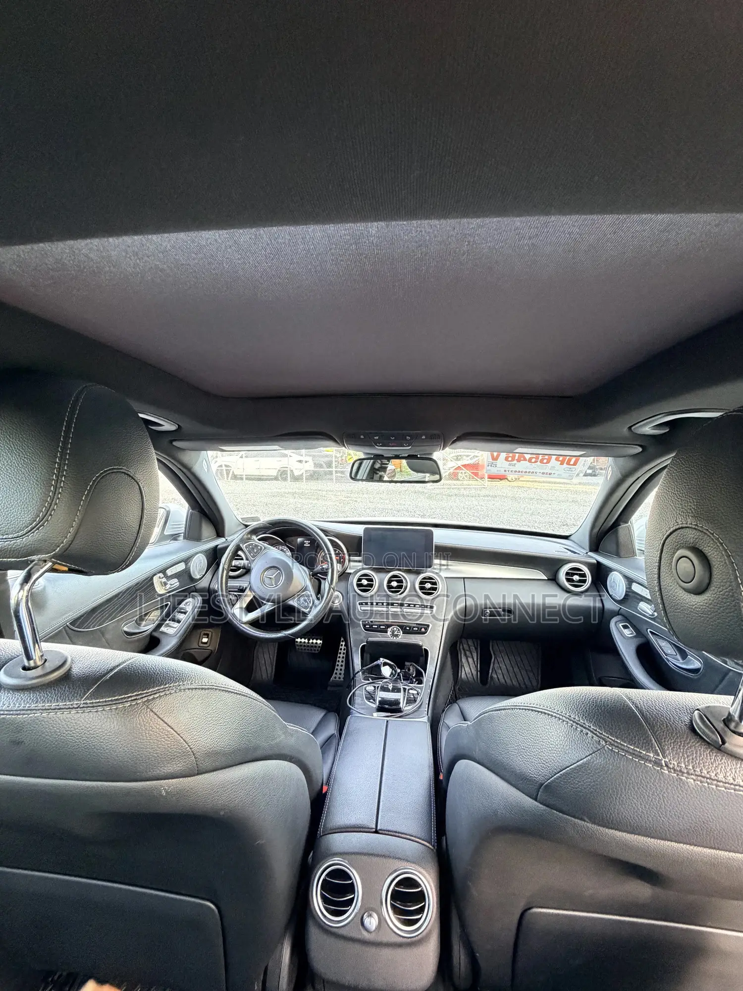 Mercedes-Benz C300 2016 Silver
