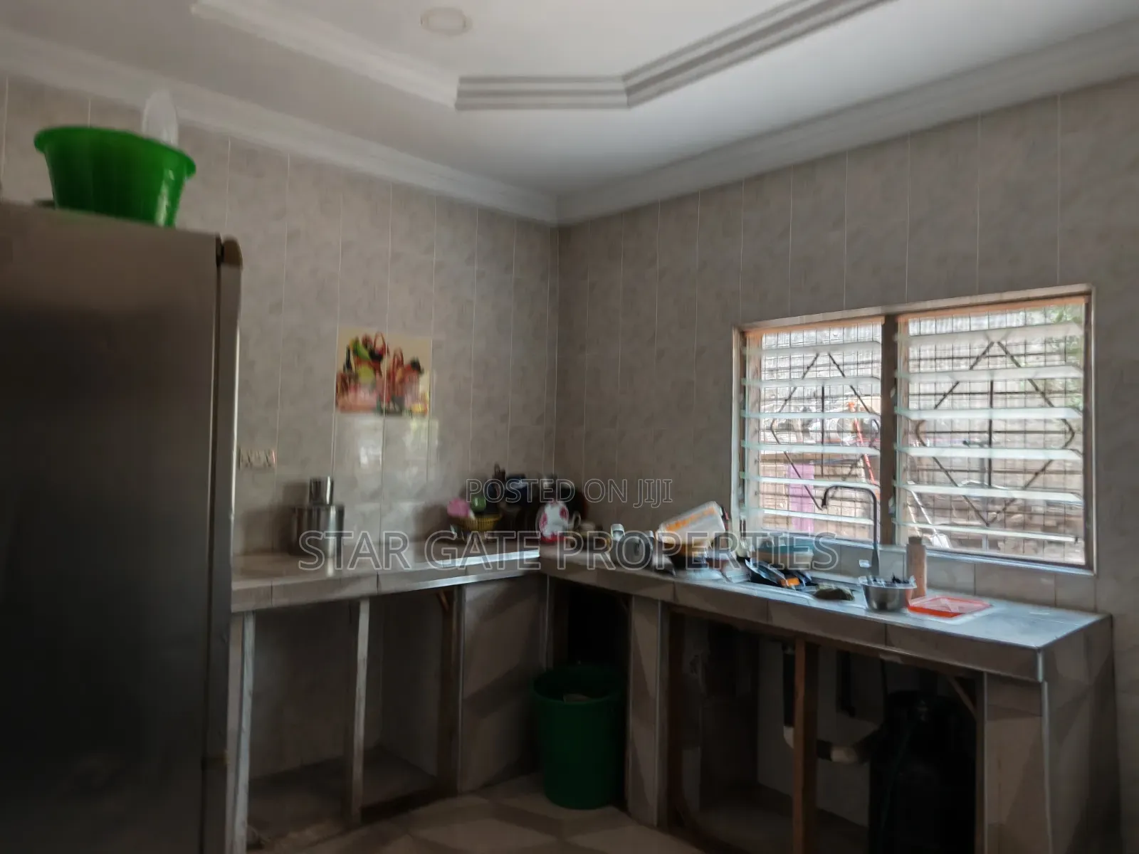 5bdrm House in Kronum, Kumasi Metropolitan for sale